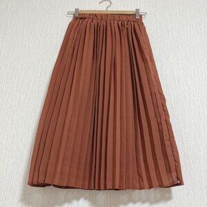 Mulogy Pleated Skirt Midi Length Terracotta